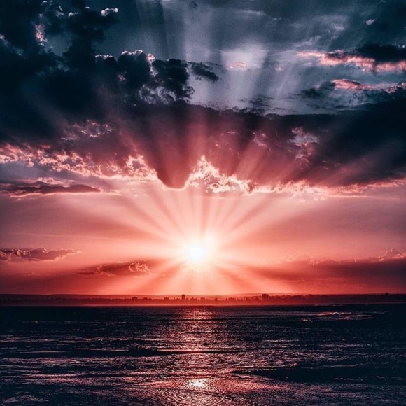 Hello - Picture 1 of 1